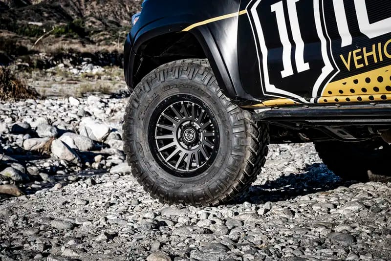 ICON Recon Pro 17x8.5 8 x 6.5 13mm Offset 5.25in BS Charcoal Wheel thumbnail 10