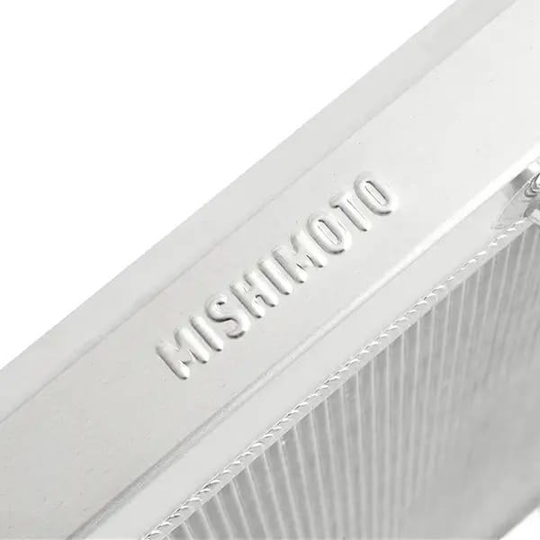 Mishimoto 2014+ Chevrolet Silverado 1500 V8 Aluminum Radiator thumbnail 8