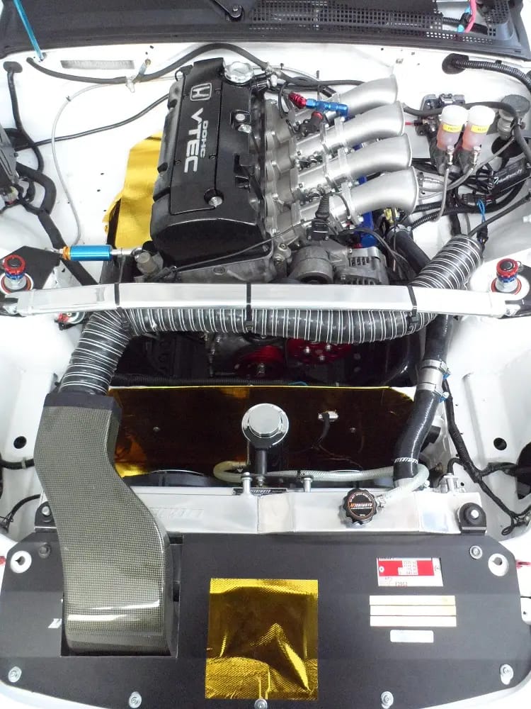 Mishimoto Aluminum Coolant Reservoir Tank thumbnail 7