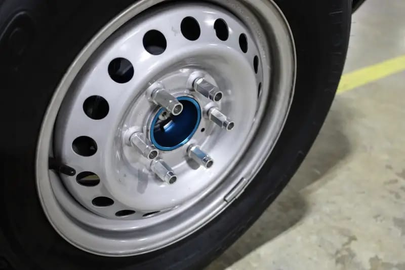 Mishimoto Aluminum Locking Lug Nuts M12x1.5 27pc Set Silver thumbnail 9